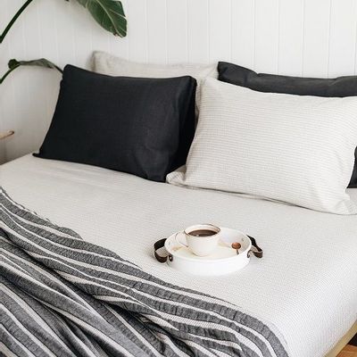 Comforters and pillows - Bedding Collections - L'APPARTEMENT