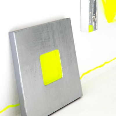 Objets design - Silver and neon yellow “Piazzola” decorative painting - DANIELA DALLAVALLE DESIGN