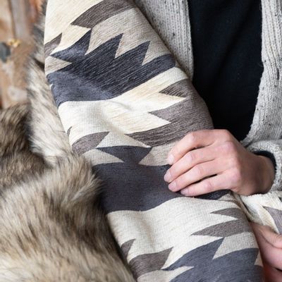 Homewear - Luxury faux fur throw, Elk with a natural Navajo backing. - WILLIAM WORLD MADE