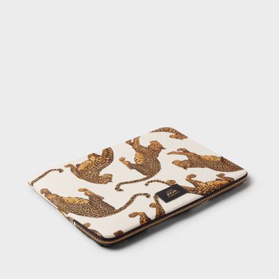 Travel accessories - Leopard recycled laptop sleeve ♻️ - WOUF