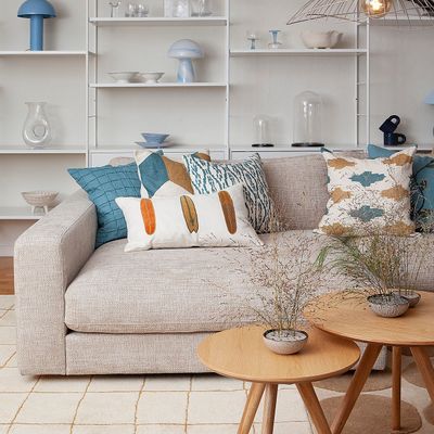 Fabric cushions - Linen Cushions - Ikat Agra - CHHATWAL & JONSSON