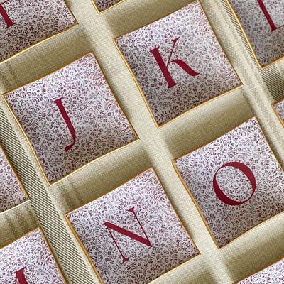 Gifts - Personalized Square Plate Initials 10x10cm - CHITICRIS HANDMADE  IN SPAIN