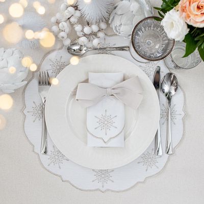 Christmas table settings - Shiny Silver Collection - ROSEBERRY HOME