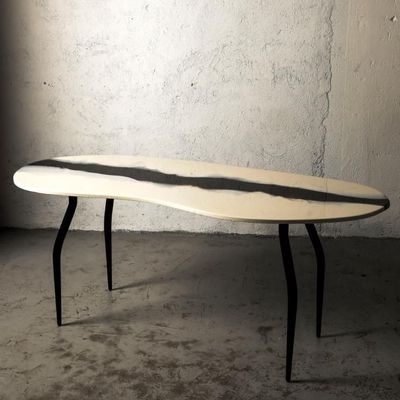 Objets design - Table à manger d'art moderne blanc-noir, forme irrégulière, brillante - SI DECO