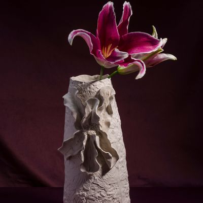 Vases - série orchidée  en porcelaine et or - ATELIER LE MOTIF