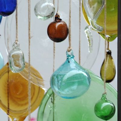 Guirlandes et boules de Noël - Boule en verre recyclé - LA MAISON DAR DAR