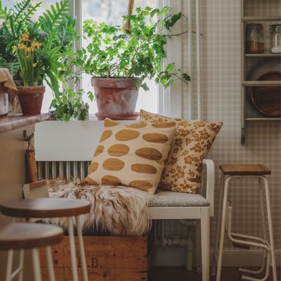 Fabric cushions - Linen Cushions - Asim - CHHATWAL & JONSSON