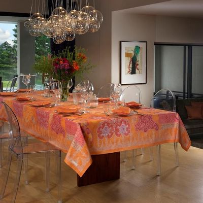 Table linen - Rialto apricot tablecloth - BEAUVILLÉ