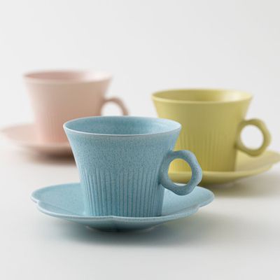 Tea and coffee accessories - kukka cup and saucer - ONENESS