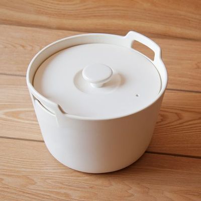 Platter and bowls - 4th-market roti stew pot - ONENESS