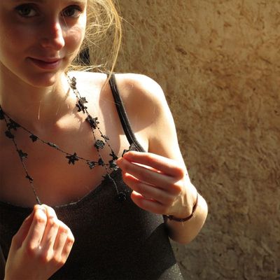 Bijoux - INTENSE BLACK\" CRYSTAL\” NECKLACE - KARAWAN AUTHENTIC