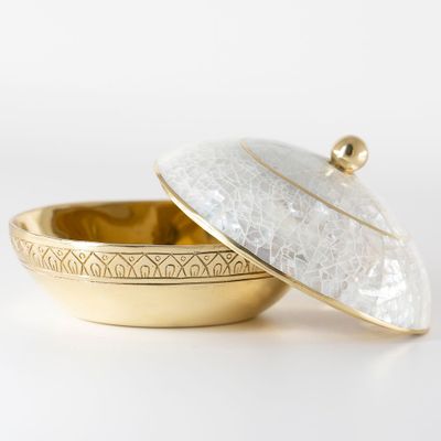 Decorative objects - Oval box in recycled brass and natural mother-of-pearl - WILD BY MOSAIC