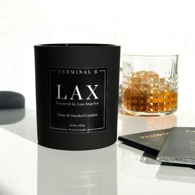 Cadeaux - LAX - LOS ANGELES - Smoked leather and tobacco candle - TERMINAL B