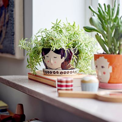 Flower pots - Carolin Flowerpot w/Saucer, Black, Stoneware  - BLOOMINGVILLE MINI