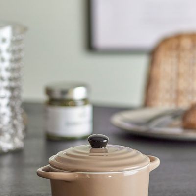 Kitchen utensils - Thanos Oven Dish w/Lid, Nature, Stoneware  - BLOOMINGVILLE MULTIBRAND HOUSE