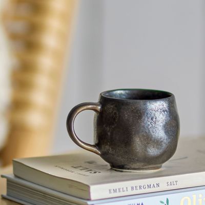 Mugs - Linne Cup, Brass, Stoneware  - CREATIVE COLLECTION