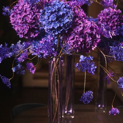 Floral decoration - Striking artificial Hydrangeas - SILK-KA BV