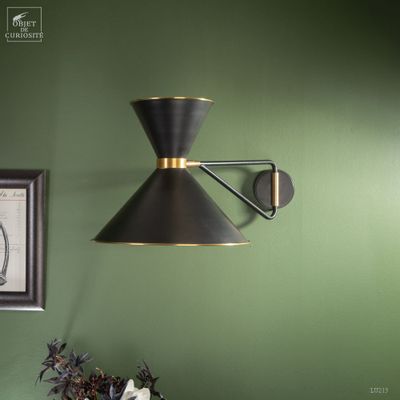 Wall lamps - Our collection of wall lamps - OBJET DE CURIOSITÉ