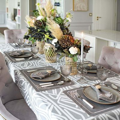 Linge de table textile - Nappe de table Infinity - 130 cm x 200 cm - ROSEBERRY HOME