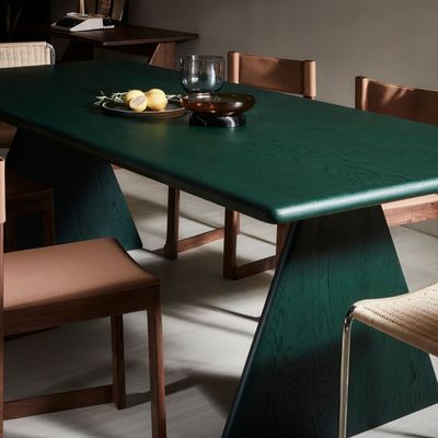Design objects - Conica Dining Table - ALT.O BY COMMUNE