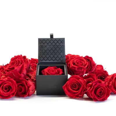 Décorations florales - A secret - My love 1 preserved red rose - BENOIT SAINT AMAND