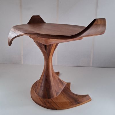 Autres tables  - Table en poirier - Aile de raie - HUBERT DARODES