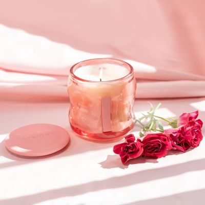 Candles - Valley of Roses Scented Candle - LEVERDEN