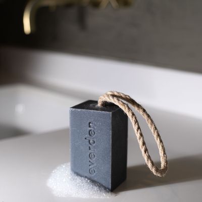 Soaps - Charcoal bar soap - LEVERDEN