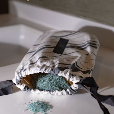 Gifts - Bath - Amethyst Ki Bamboo Salt - LEVERDEN