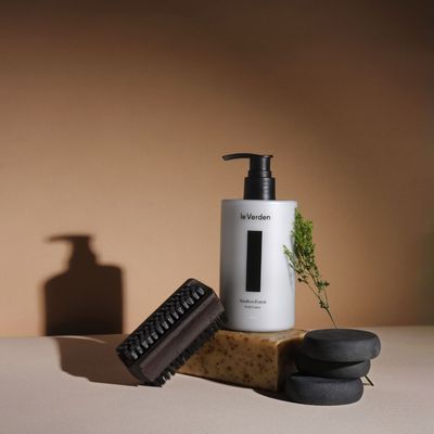 Cosmétiques - Lotion parfumée pour les mains et le corps Bamboo Forest - LEVERDEN