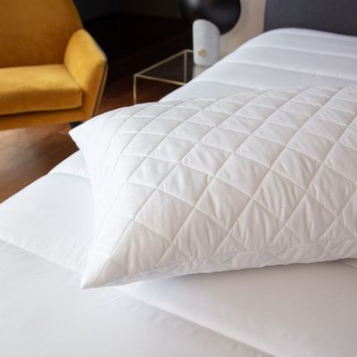 Bed linens - BEDDING ESSENTIAL. mattress & cushion PROTECTORS. - SOWL