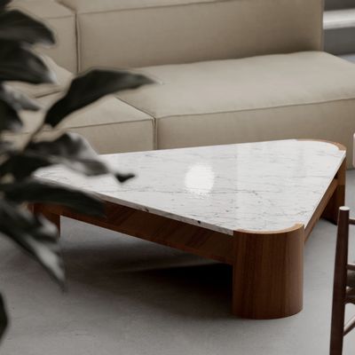 Decorative objects - Quartz and walnut coffee table - ERNESTO DESIGN