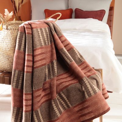 Throw blankets - Plaid - Structural Quad - BIEDERLACK