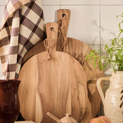 Kitchen utensils - Beautiful, rounded cutting board - IB LAURSEN