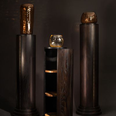 Decorative objects - Dark Column Cabinet Oddity - SQUARE DROP