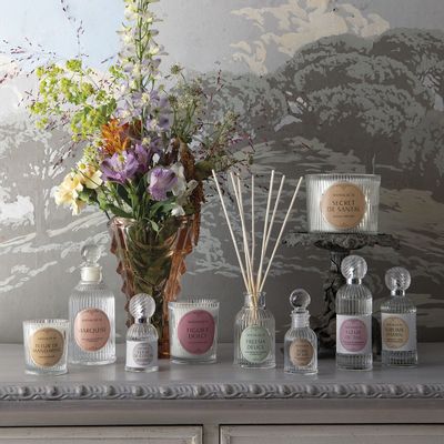 Bougies - Bougie parfumée Les Intemporelles 65 g - Voile de Lin - MATHILDE M.