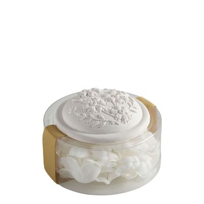 Soaps - Box of white scented soap petals - Rose scent - MATHILDE M.
