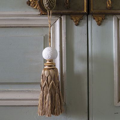 Senteurs - Pompon Royal rose - Antoinette - MATHILDE M.