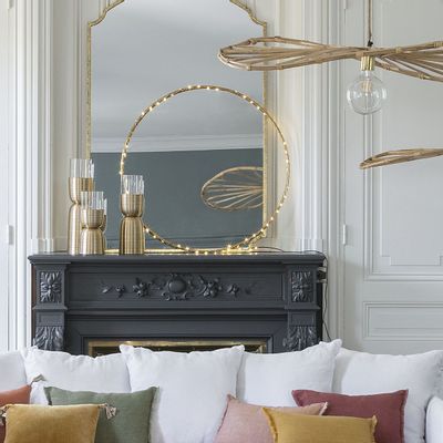 Candlesticks and candle holders - COMETE tealight holder in gold metal - H. 41 cm - BLANC D'IVOIRE