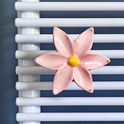 Gifts - Flower ceramic hanger for towel rail radiators - LETSHELTER SRL