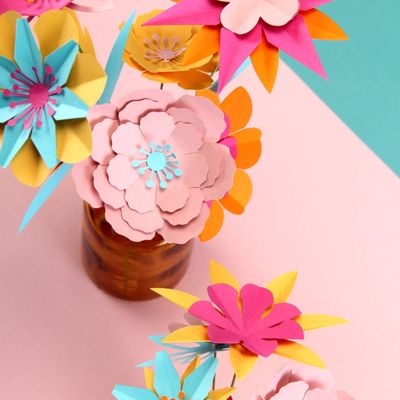 Objets de décoration - Carole - kit de bouquet de fleurs en papier - PLIPAPIERCISEAUX