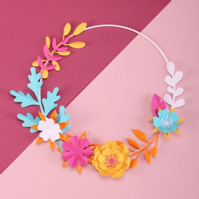 Decorative objects - Elisabeth - paper flower wreath - PLIPAPIERCISEAUX