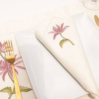 Cadeaux - Set de 2 serviettes de table en forme de pissenilles de Bourgogne - HYA CONCEPT STORE