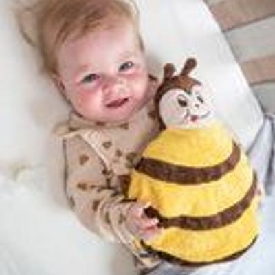 Cushions - Cherry Belly Baby Bee Plush - Linen Cushion - INATURA