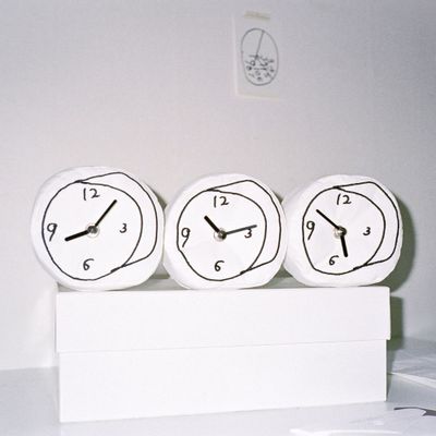 Clocks - [life&COLLECT] Pluffy Time Clock - KOREA INSTITUTE OF DESIGN PROMOTION