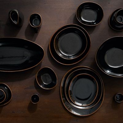 Assiettes au quotidien - Out of Lines by Uncharted (Raphaël Navot, Stéphanie & Julien Cohen) - SERAX & VALERIE_OBJECTS