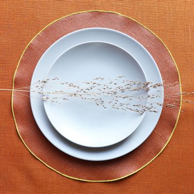 Table linen - Coated linen round placemat | CORDONCINO - GIARDINO SEGRETO