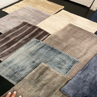 Tapis sur-mesure - Pack d'échantillons de tapis gratuits Color Poms Boxes pour les design - INDIAN RUG GALLERY