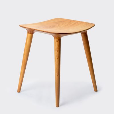 Chairs for hospitalities & contracts - Lotus Curve Stool - TAIWAN CRAFTS & DESIGN