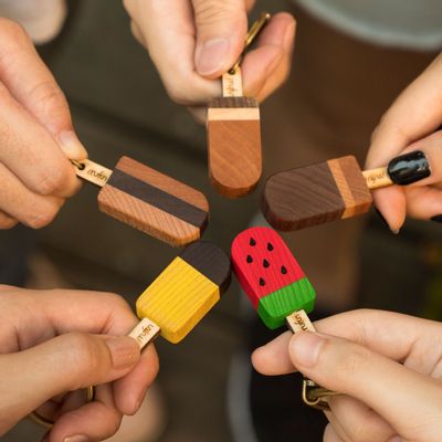 Papeterie bureau - Porte-clés en forme de Popsicle en bois - TAIWAN CRAFTS & DESIGN